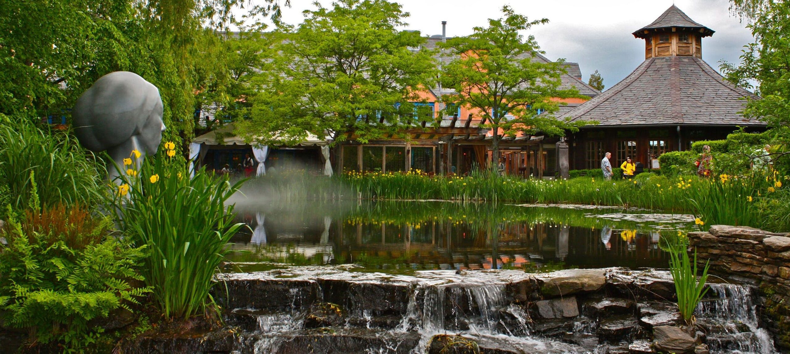 landscaper home hero background 3 scaled
